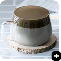 ダルゴナアーモンドミルクコーヒー